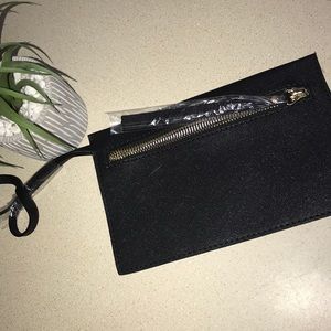wristlet
